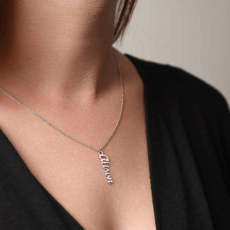 Classic Vertical Name Necklace - Marlofy.com