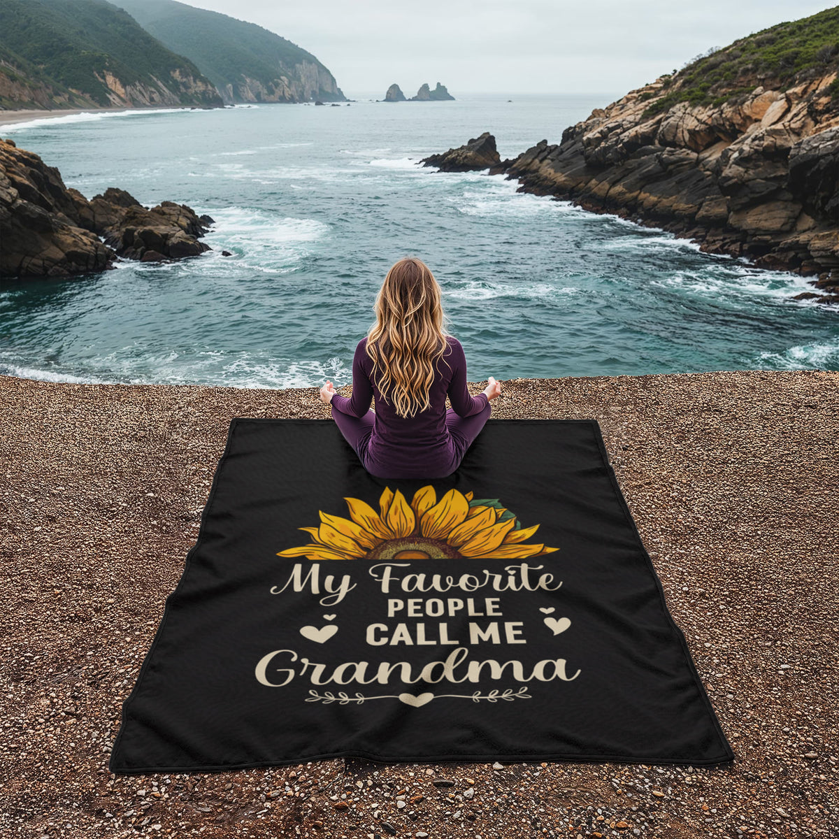 My Favorite People Call Me Grandma – Coral Fleece Blanket - Marlofy.com